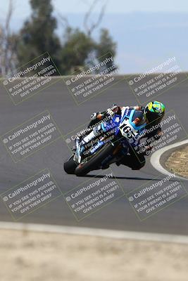 media/Jun-07-2025-TrackDaz (Sat) [[4413525952]]/A Group/12pm (Turn 2)/